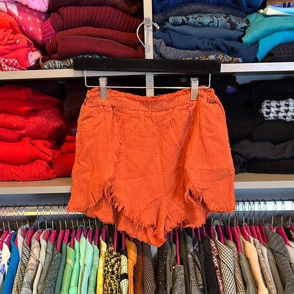 Blank NYC orange elastic waistband raw hem shorts size XS NWT - Picture 1 of 3